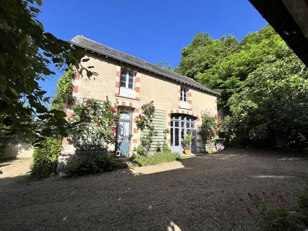 MAGNIFIQUE MAISON DE MAÎTRE TOURANGELLE DE 180 m² + SA MAISON D'AMIS DE 120m²