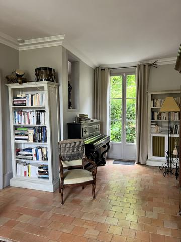 MAGNIFIQUE MAISON DE MAÎTRE TOURANGELLE DE 180 m² + SA MAISON D'AMIS DE 120m²