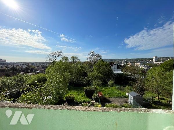 74, rue Ernest Albert, appartement avec jardin, privatif et garage