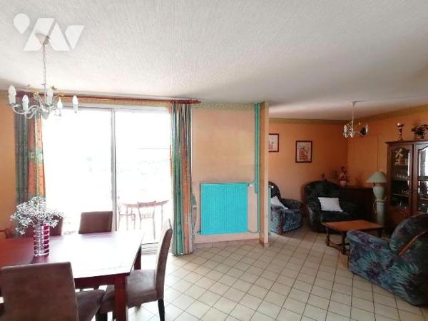 EXCLUSIVITÉ TRENTE CINQ NOTAIRES - UNE OPPORTUNITÉ RARE À SAISIR ! Idéalement située en impasse...
