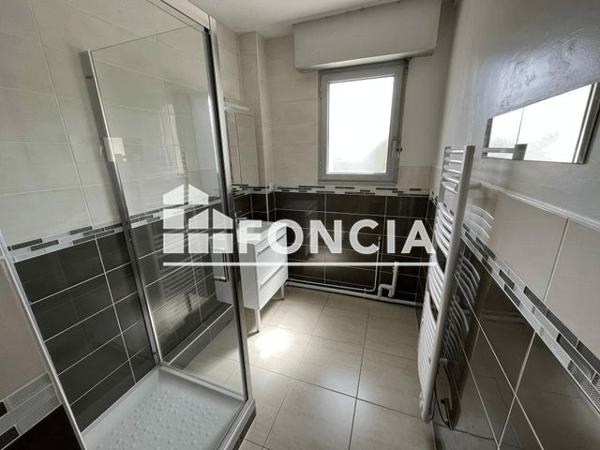 Location Appartement 2 pièces 55 m² - 15 RUE DU CARDINAL GEORGE D'AMBOISE Amboise 37400