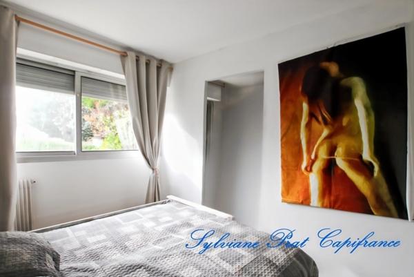 ARCACHON Charmant Appartement 3 pièces de 68 m² avec vue mer, place de parking privée et cellier