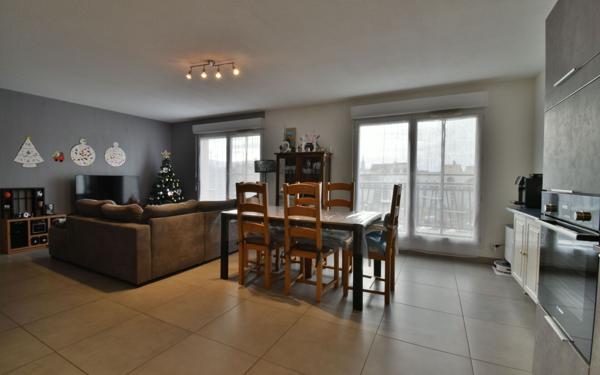 Appartement à vendre    3 pièces • 71,75 m2 Romans-sur-Isère