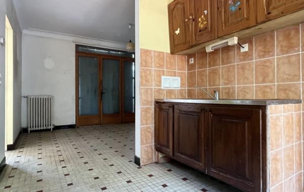 Vente Maison Plain pied avec garage à rénover Lafitte-sur-lot   