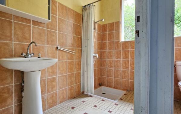 Vente Maison Plain pied avec garage à rénover Lafitte-sur-lot   