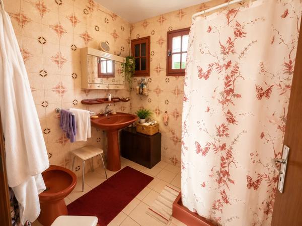 MAISON 2 CHAMBRES TERRAIN 816 M² CALME
