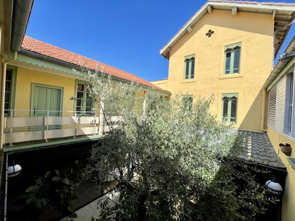 Immeuble 20 pièces - 991 m² Exclusivité efficity