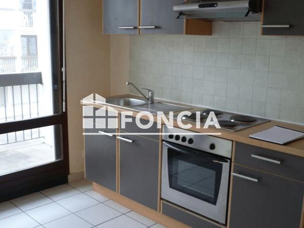 Location Appartement 2 pièces 50.5 m² - 215 Rue Leone de Joinville Gex 01170