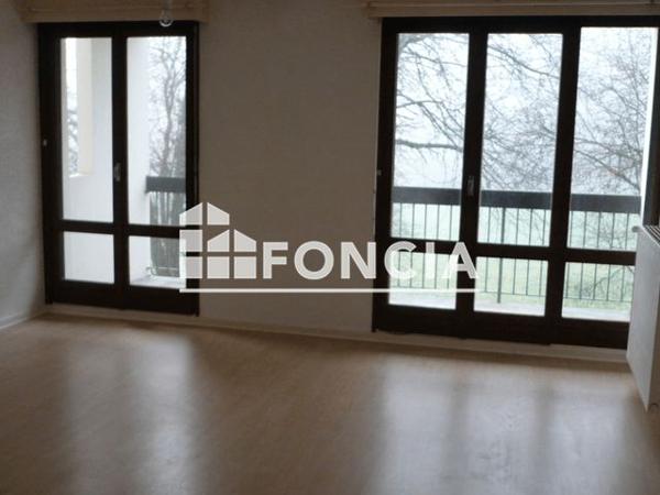 Location Appartement 2 pièces 50.5 m² - 215 Rue Leone de Joinville Gex 01170
