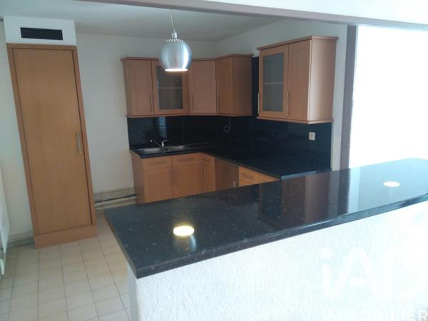 Location appartement 3 pièces 65 m² Montpellier