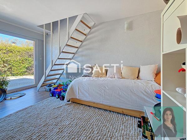 Superbe villa T6 150 m2 avec piscine + potentiel d'extension de 40m2