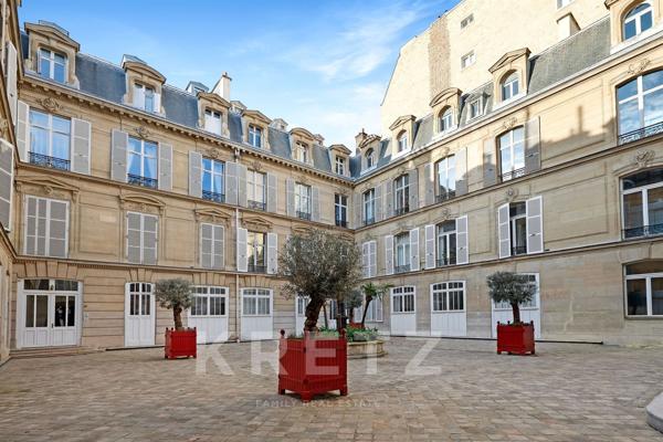Appartement d'exception dans le Triangle d'Or