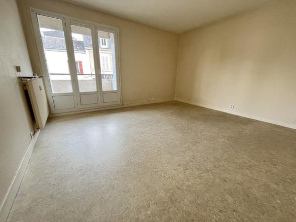 Appartement à louer 725 € CC Bourges 3 p 62 m² DPE E
