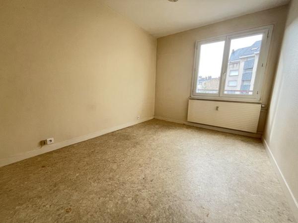 Appartement à louer 725 € CC Bourges 3 p 62 m² DPE E