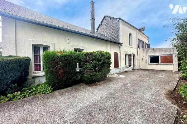 A VENDRE maison individuelle à rénover en plein centre de MESNIL-ESNARD (76240), T5, d'une surf...