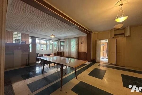 A VENDRE maison individuelle à rénover en plein centre de MESNIL-ESNARD (76240), T5, d'une surf...