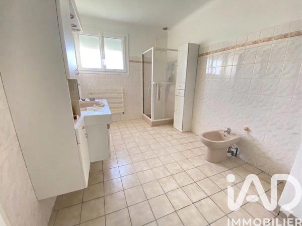 Maison à vendre 5 pièces 95 m² Saint-Sébastien-sur-Loire