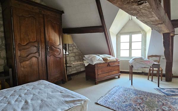 Maison à vendre    6 pièces •  Chinon