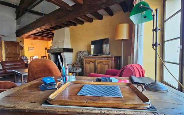 Maison à vendre    6 pièces •  Chinon