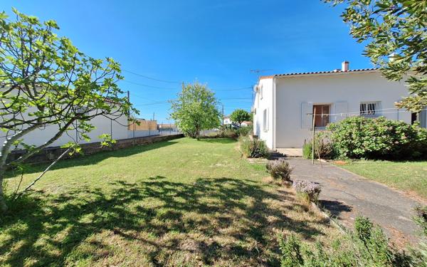 Maison à vendre    6 pièces • 112,92 m2 Royan