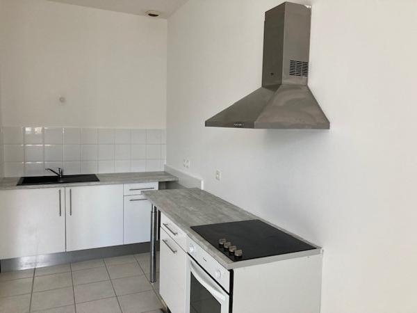 TARARE PROCHE GARE SNCF IMMEUBLE 172M²