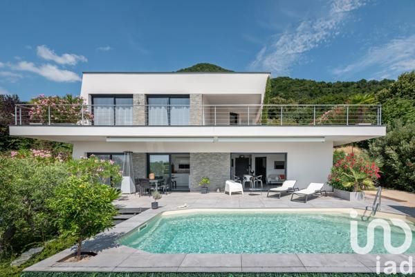 Maison à vendre 6 pièces 128 m² Voiron