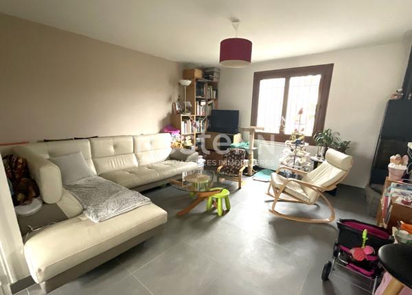 Maison 4 pièces de 82 m2 centre ville de Houilles