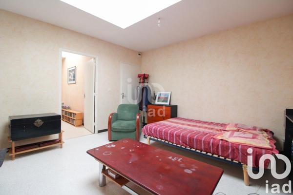 Appartement 2 pièces de 45 m² à Saint-Affrique (12400)