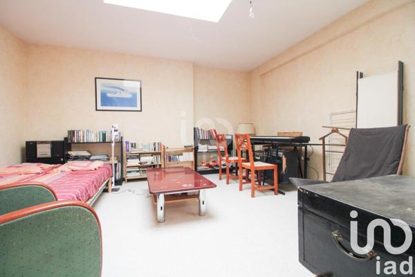 Appartement 2 pièces de 45 m² à Saint-Affrique (12400)