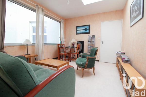 Appartement 2 pièces de 45 m² à Saint-Affrique (12400)