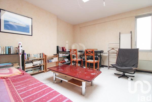 Appartement 2 pièces de 45 m² à Saint-Affrique (12400)