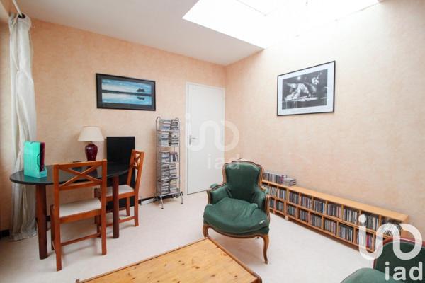 Appartement 2 pièces de 45 m² à Saint-Affrique (12400)