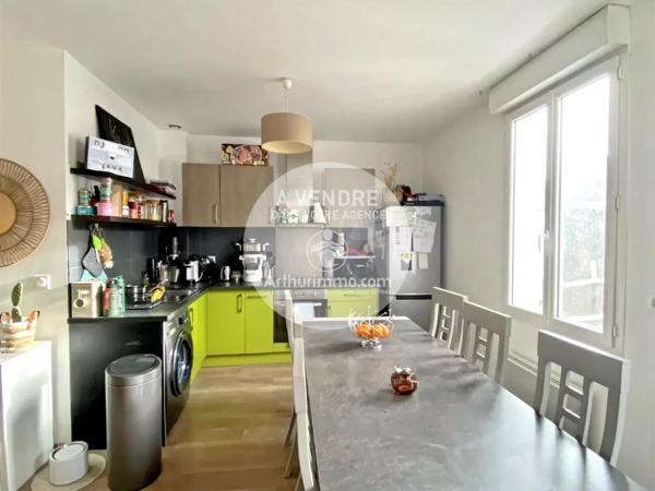 Location                                                      Appartement
                        
                     3 pièces                      58 m2                     à Pontchâteau
