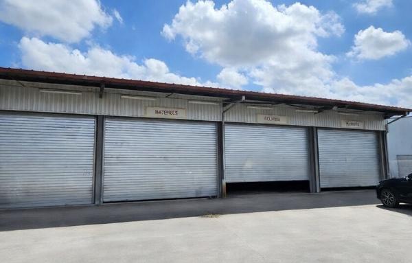 Local Professionnel de 95 m²