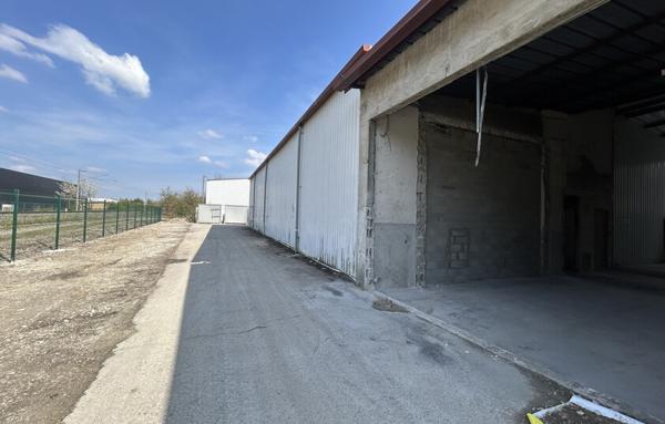 Local Professionnel de 95 m²