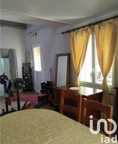 Maison traditionnelle 4 pièces de 92 m² à Albières (11330)