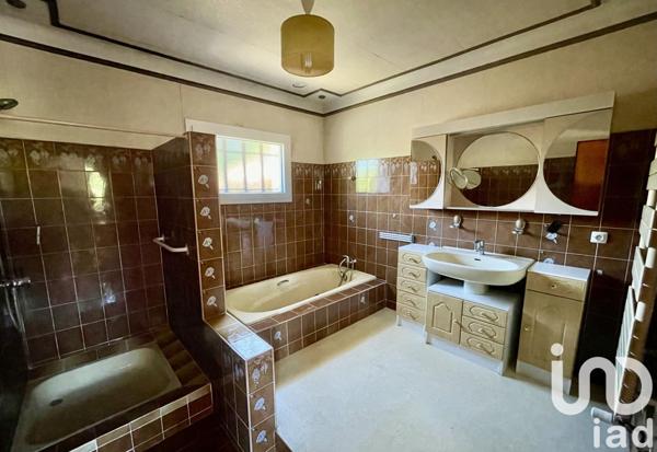 House for sale 6 rooms 128 m² Beauvoisin