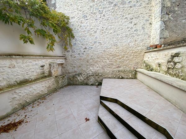 A louer Maison Hautefage La Tour 3 pièce(s)