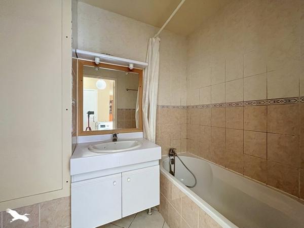 Appartement 369 000 € Lyon 07 4 p 77 m² DPE D