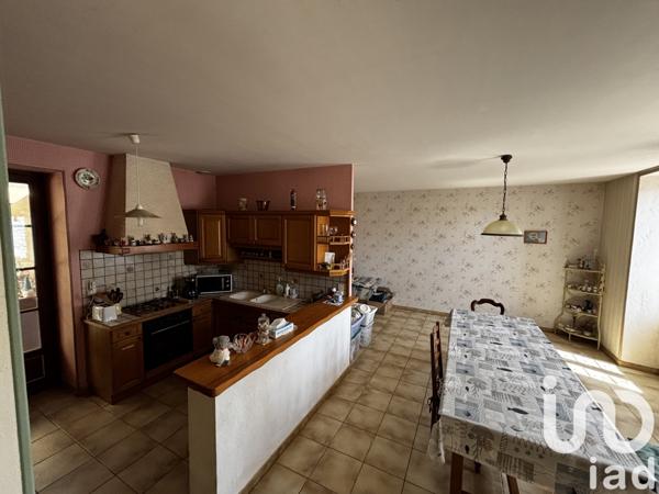 Maison à vendre 8 pièces 247 m² Saint-Georges-des-Agoûts