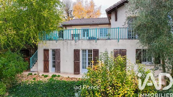 Maison à vendre 8 pièces 225 m² Juziers