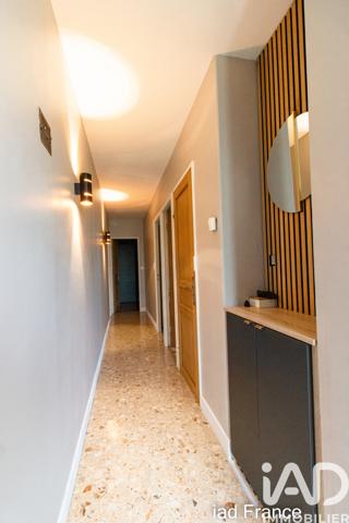 Maison à vendre 8 pièces 225 m² Juziers