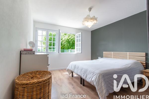 Maison à vendre 8 pièces 225 m² Juziers