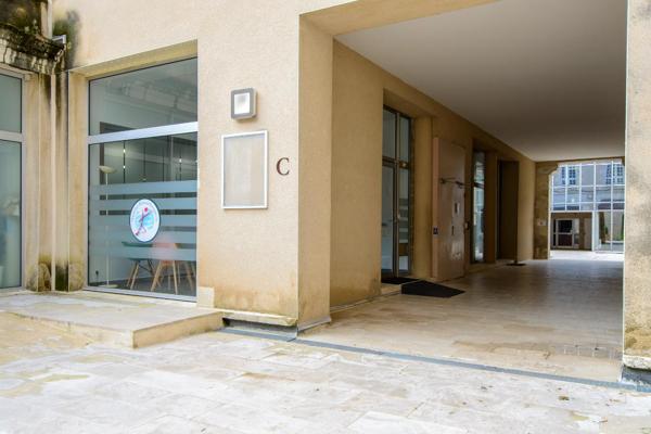 Local - POITIERS - Centre-Ville