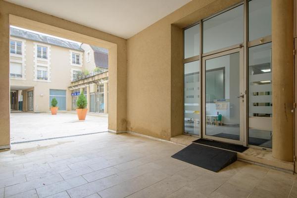 Local - POITIERS - Centre-Ville