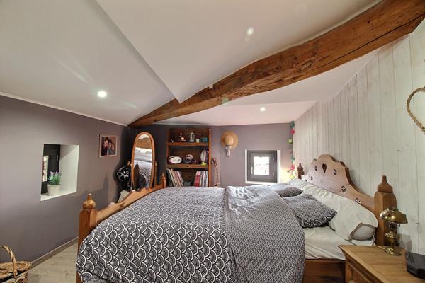 Maison authentique à REIGNAT