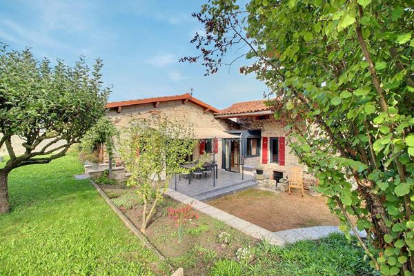 Maison authentique à REIGNAT