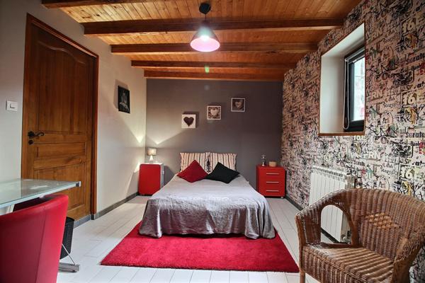 Maison authentique à REIGNAT