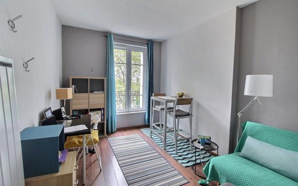 Appartement à vendre    2 pièces • 33 m2 Clichy