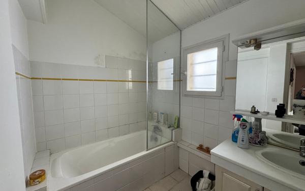 Maison à vendre    8 pièces • 219 m2 Mérignac